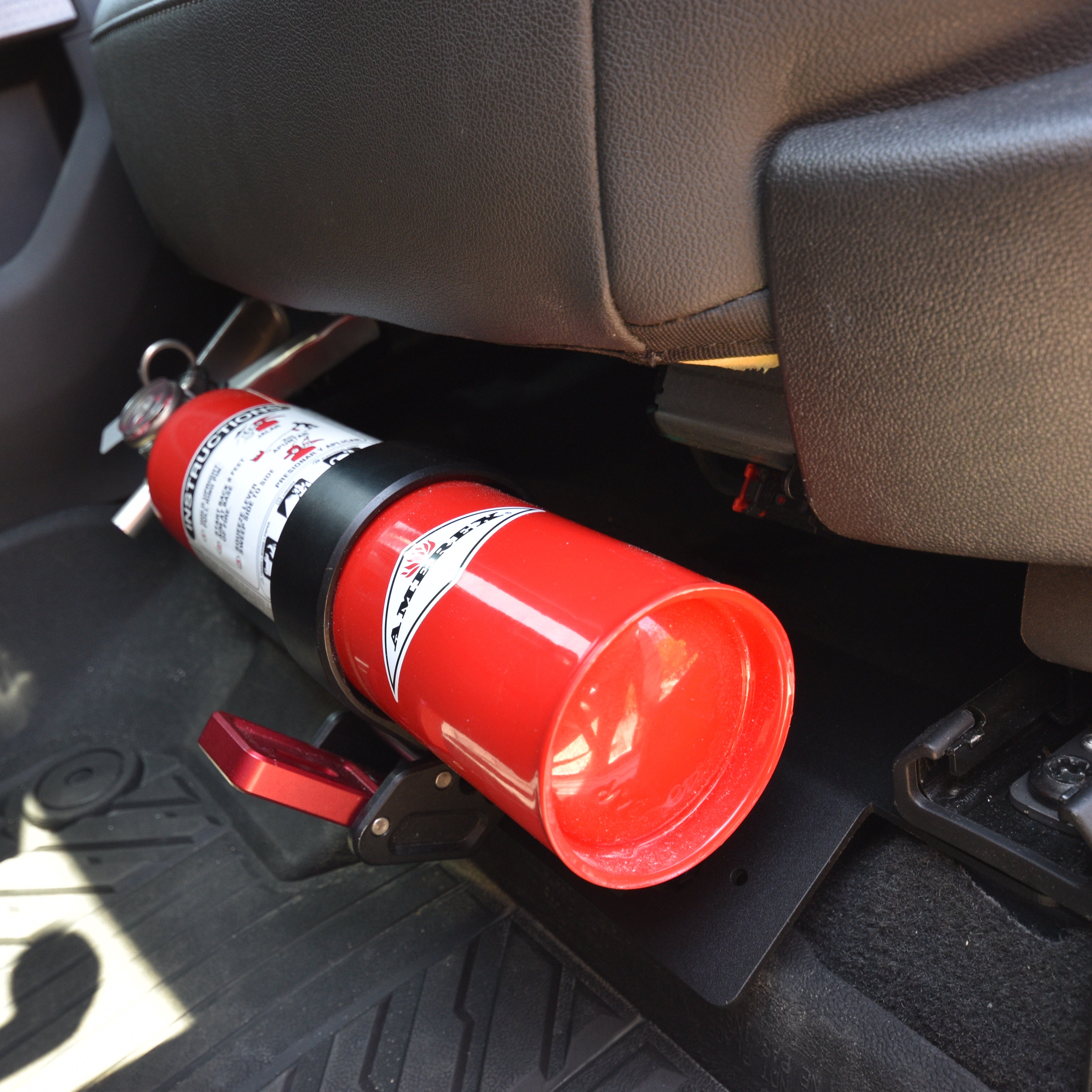 Fire Extinguisher Mount – Pinnacle Offroad